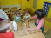 Pečení perníčků